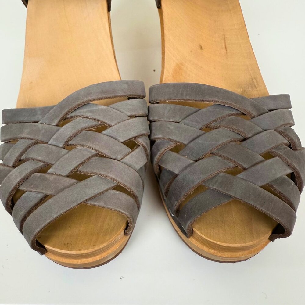 Swedish Hasbeens Gray Clog Sandals | Size 40 - image 6